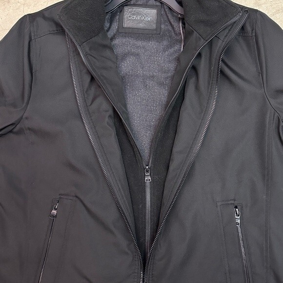 Calvin Klein Men's Rip Stop Water Wind Resistant Jacket with inner Fleece layer - Picture 3 of 12